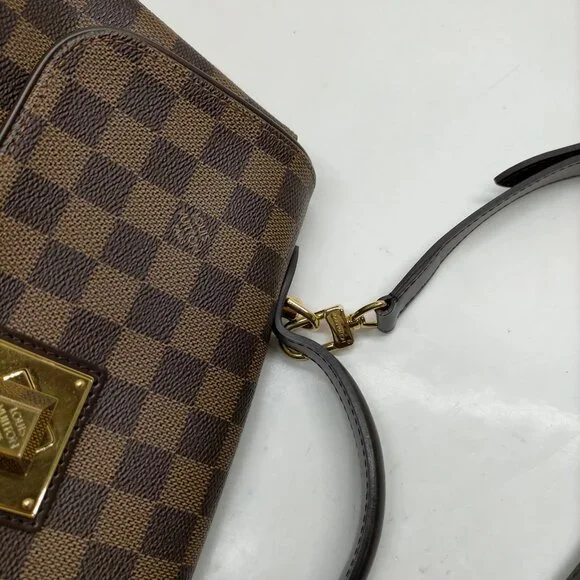 Authentic Louis Vuitton Bergamo MM Damier Ebene Crossbody Bag | Luxury Designer - Picture 6 of 16